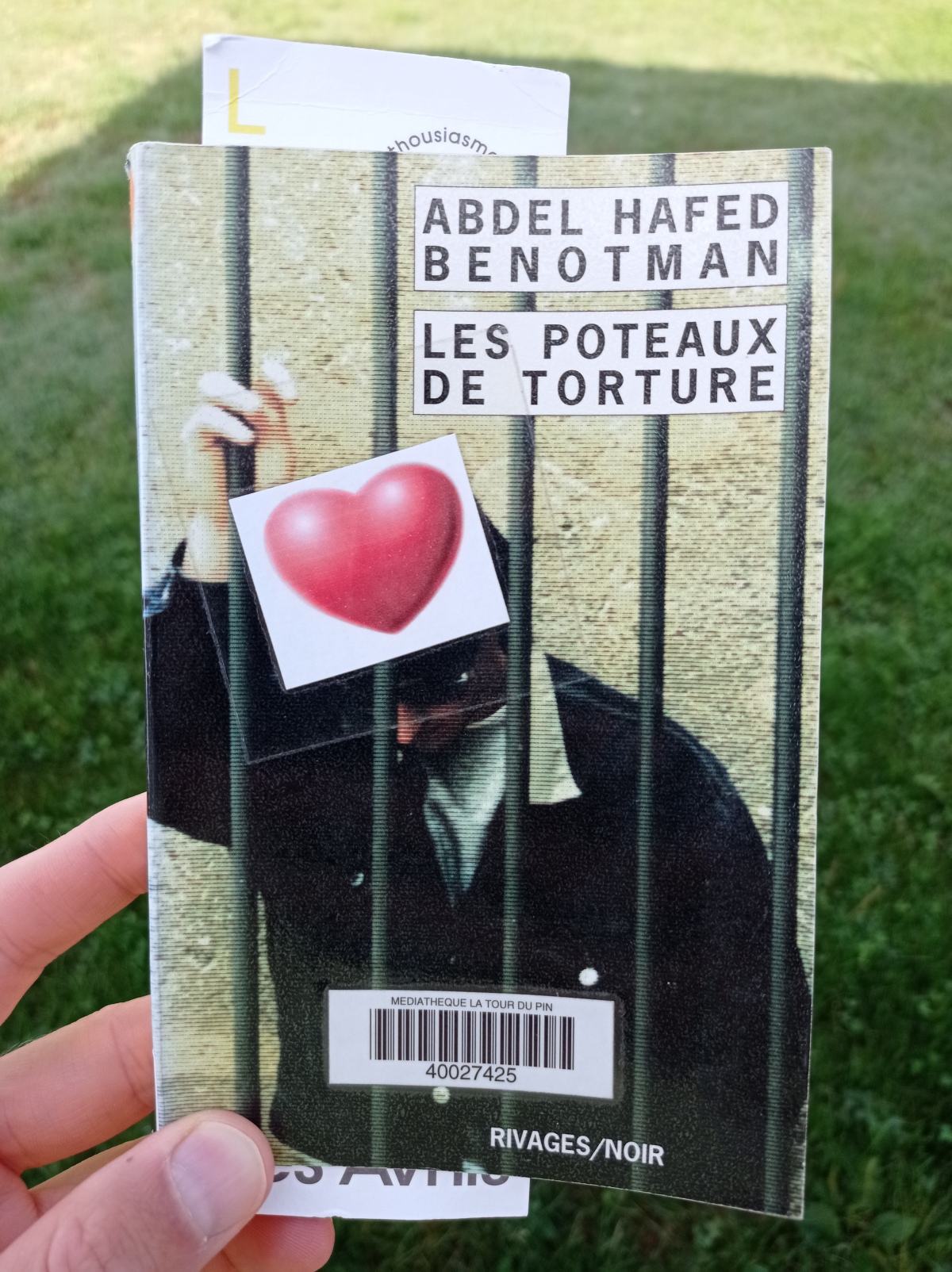 Les Poteaux de torture / Abdel Hafed Benotman